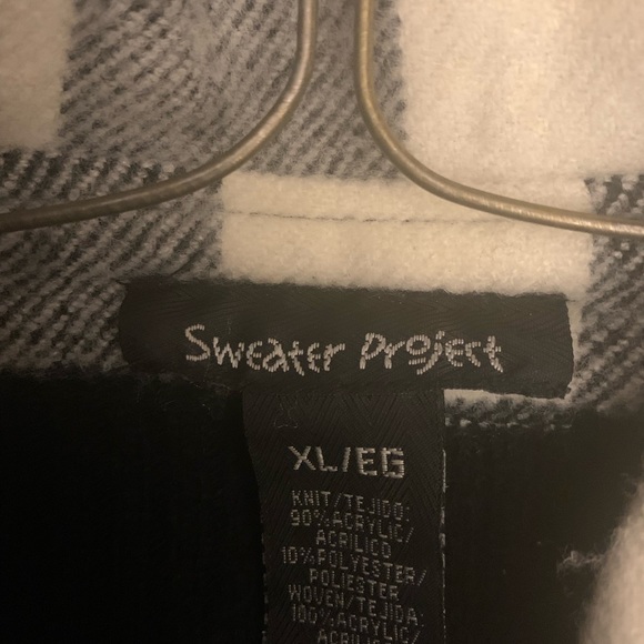 Sweater Project Plaid Vest Juniors Size XL Black and White / Soft & Warm - Picture 6 of 8